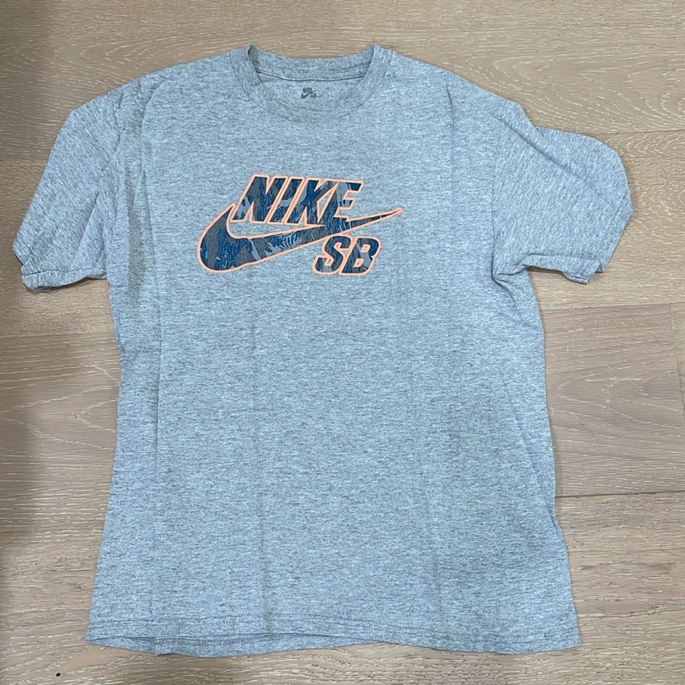Bundle of five boys cotton T-shirts - Picture 3 of 7